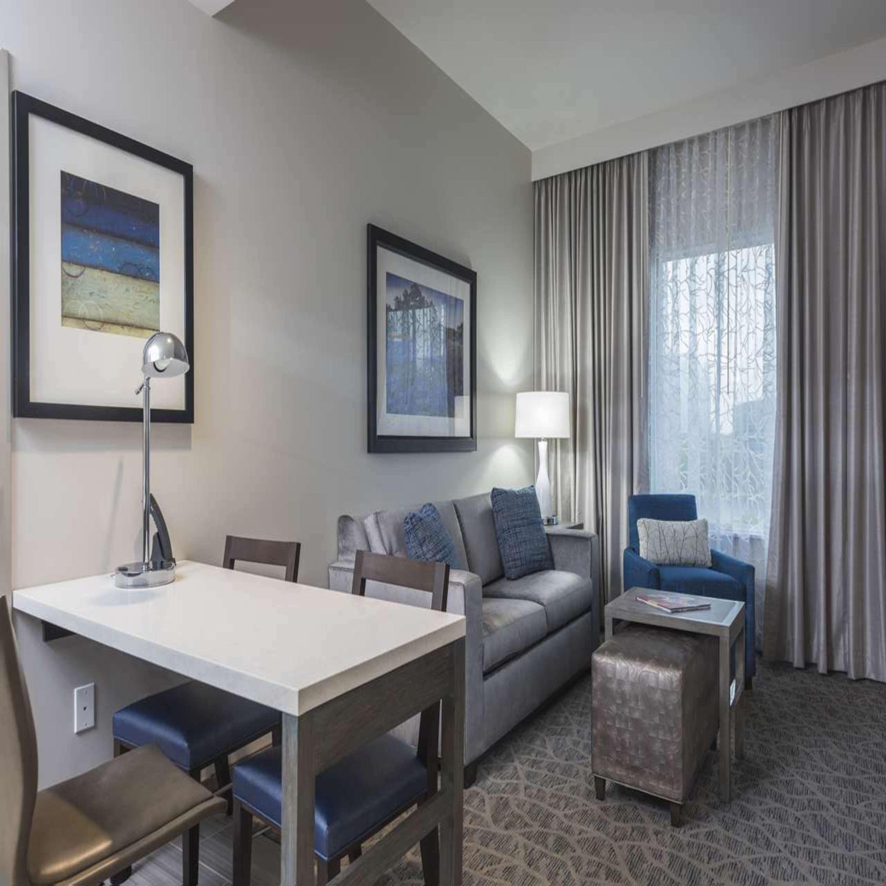 Embassy Suites By Hilton The Woodlands Exteriör bild