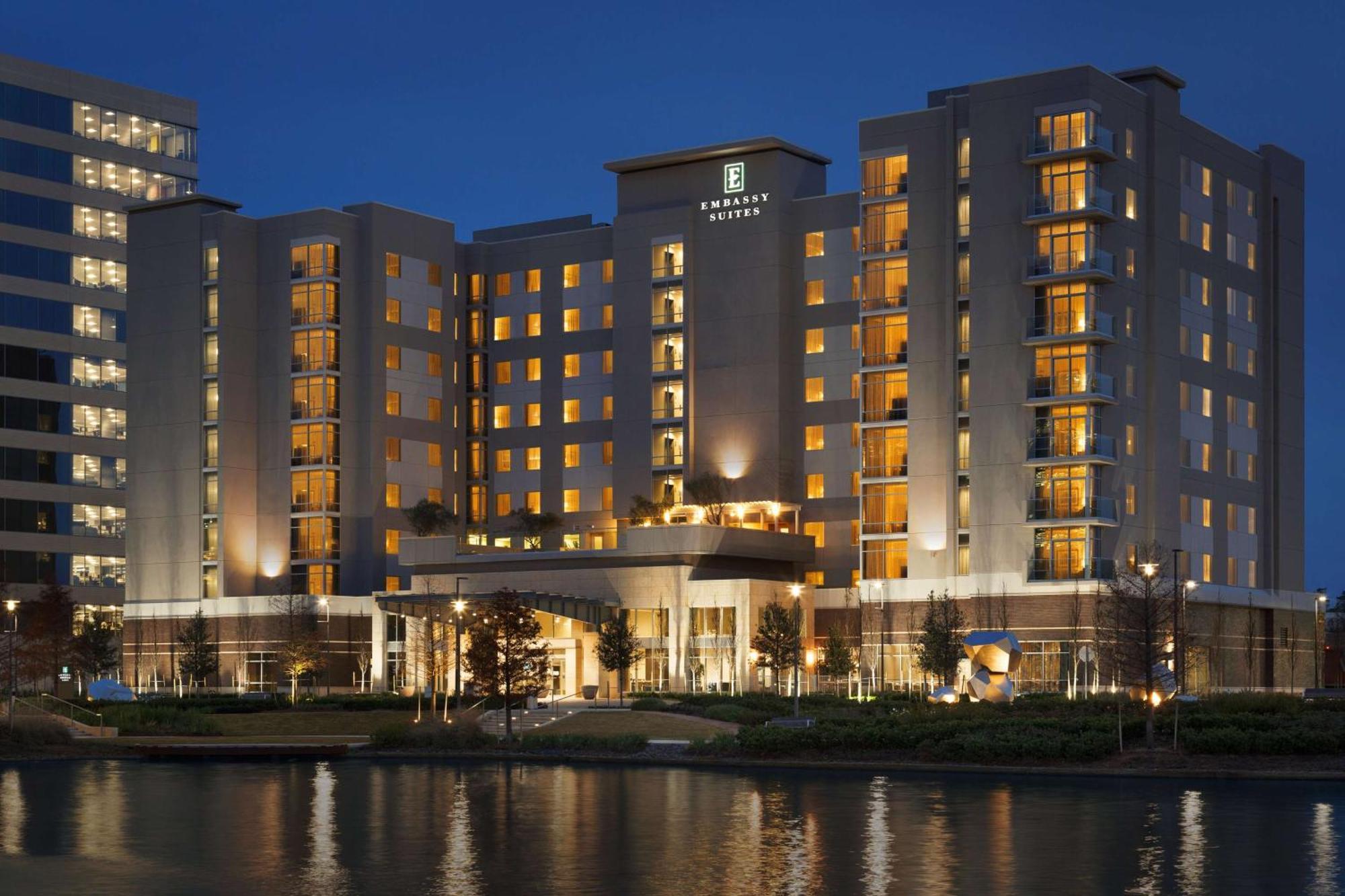 Embassy Suites By Hilton The Woodlands Exteriör bild